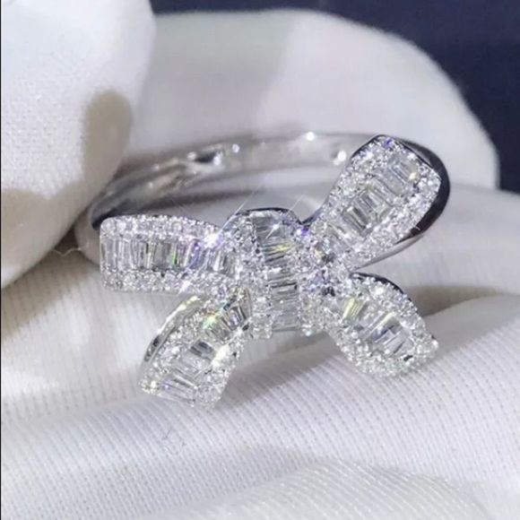 bow wedding ring - Picture 6 of 6